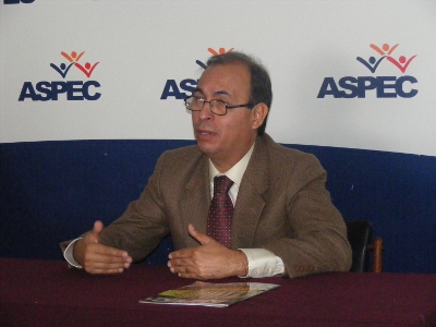 Señor Crisólogo Cáceres, Presidente de ASPEC