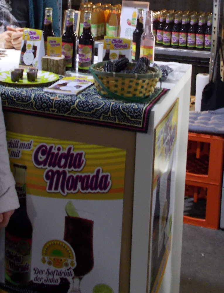 Nuestra querida Chicha Morada como refresco embotellado, una novedad