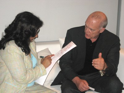 Sandro Chia en entrevista con nuestra directora. Foto Patrick Sheridan