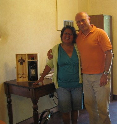 Sr. Fizialetti y Frida Velarde Sr. Fizialetti y Frida Velarde