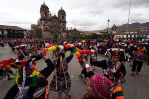 Cusco celebró centenario de Machu Picchu con danzas multicolores. Foto Andina, Percy Hurtado 07/07/2011 Cusco celebró centenario de Machu Picchu con danzas multicolores. Foto Andina, Percy Hurtado 07/07/2011