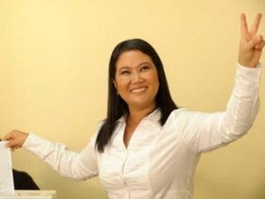 Keiko Fujimori, definirá el 5 de Junio con Ollanta Humala quien es definitivamente Presidente de la República del Perú Keiko Fujimori, definirá el 5 de Junio con Ollanta Humala quien es definitivamente Presidente de la República del Perú