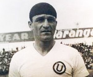 El "cañonero" del Universitario de Deportes "Lolo" Fernández