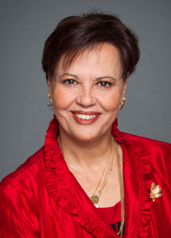 Sra. Alexandra Mendès, Diputada Federal de Brossard-Saint-Lambert