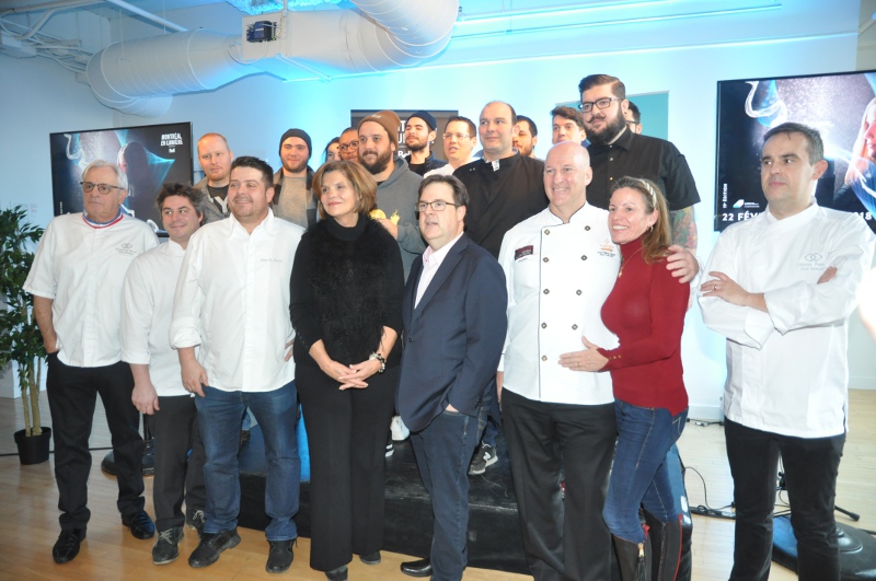 El director general Jacques-André Dupont y otras personalidades en apetura Montreal en Lumière