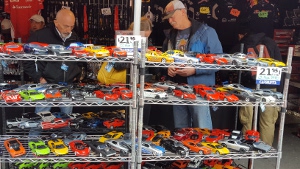 El frenesí de autos deportivos comenzó en Montreal - Foto: Patrick Sheridan