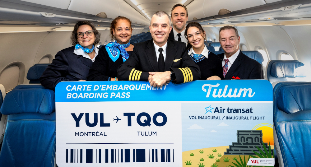 Équipage du premier vol YUL-TQO du 19 décembre 2024 – Crédit photo : Frédérique Ménard-Aubin