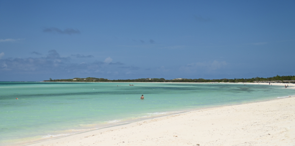 Hermosa Playa Flamenco en Cayo Coco - Foto: Orbita Popular