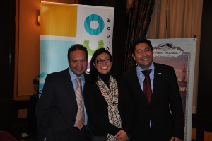 Al centro, la Srta. Angélica González, Coordinadora de Promoción, Secretaría Turismo Jalisco. Foto Patrick Sheridan